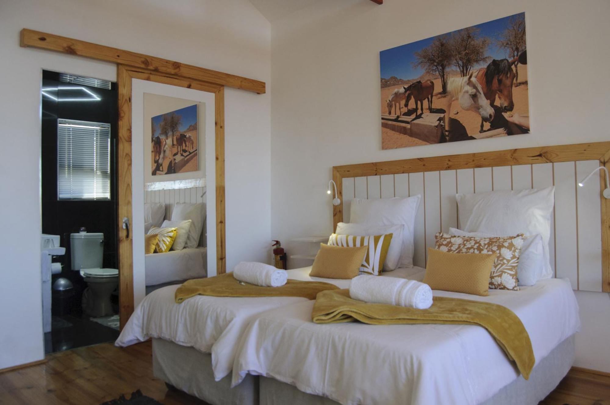 Wildhorses B&B And Self Catering Lüderitz Exterior foto